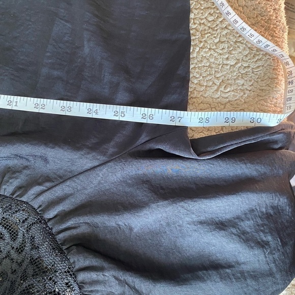 Lane Bryant Lace Pullover Long Sleeve with Front Tie Blouse Top, Size 14 - Picture 9 of 12